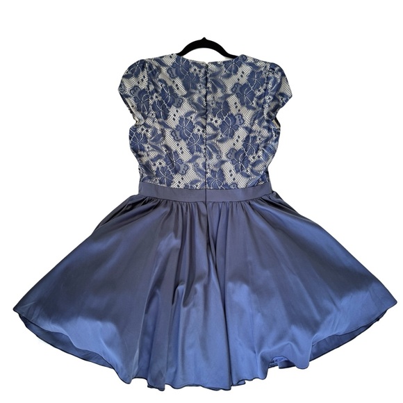 NWT- Chi Chi London Cocktail Dress size 12 - Picture 5 of 12